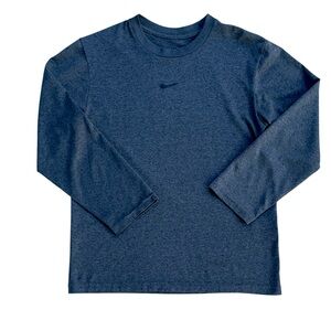 NIKE BOYS GRAY LONG SLEEVE T-SHIRT SIZE SMALL